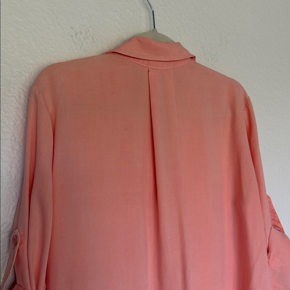 Bella Dahl Split Back Button Down 100% Tencel Top - image 8